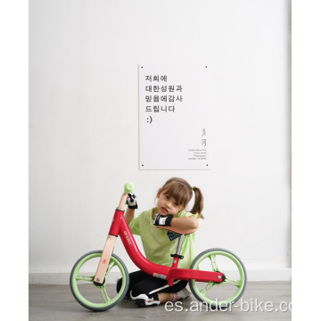 Mini bicicleta de equilibrio de aluminio para niños sin pedales